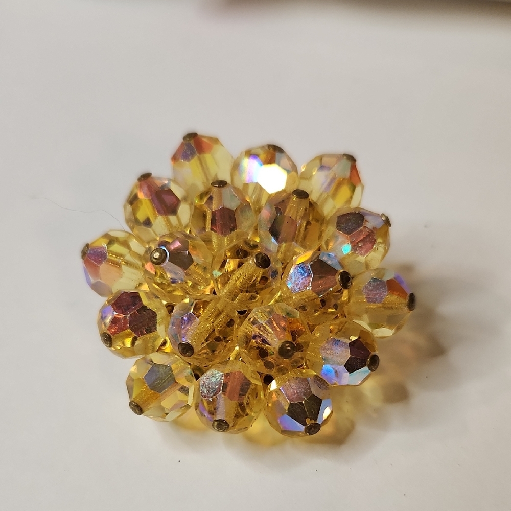 1950's Yellow Aurora Borealis Cluster Crystal Brooch